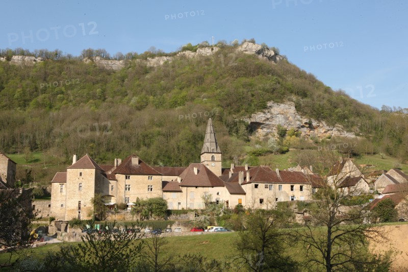 France, franche comté, jura, baume les messieurs, village, patrimoine, montagne, reculée, nature, panorama, clocher, maisons,