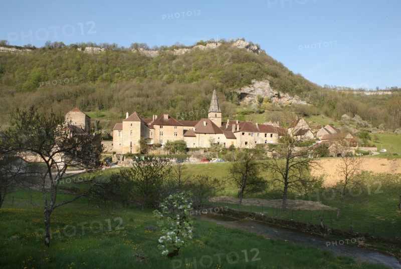 France, franche comté, jura, baume les messieurs, village, patrimoine, montagne, reculée, nature, panorama, clocher, maisons,