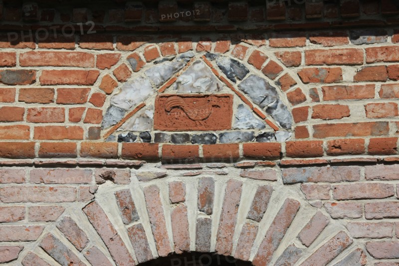 France, Haute Normandie, seine maritime, pays de bray, saint saens, la gloriette, detail des decors en frise,
