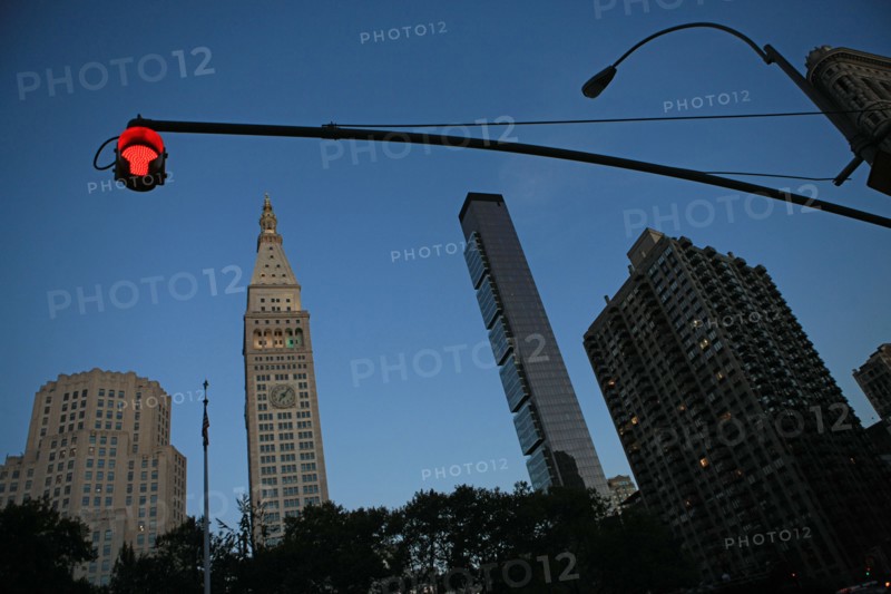 usa, etat de New York, New York City, Manhattan, Chelsea, buildings, rue, nuit, feux,