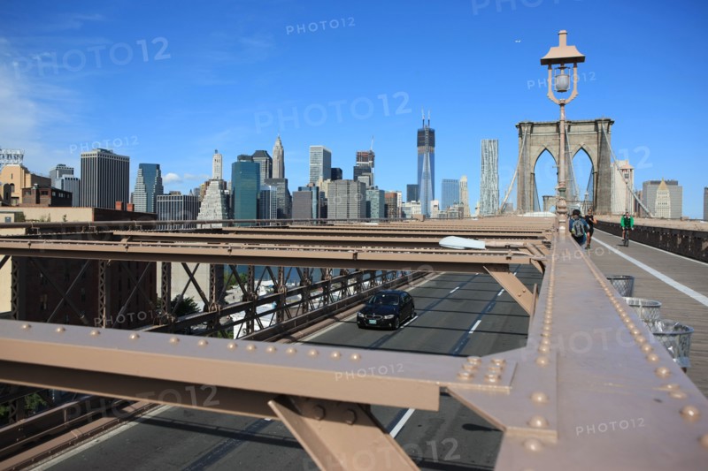 usa, etat de New York, New York City, Manhattan, brooklyn, pont de brooklyn bridge, pietons, vehicules, jogging, circulation, pointe de Manhattan,