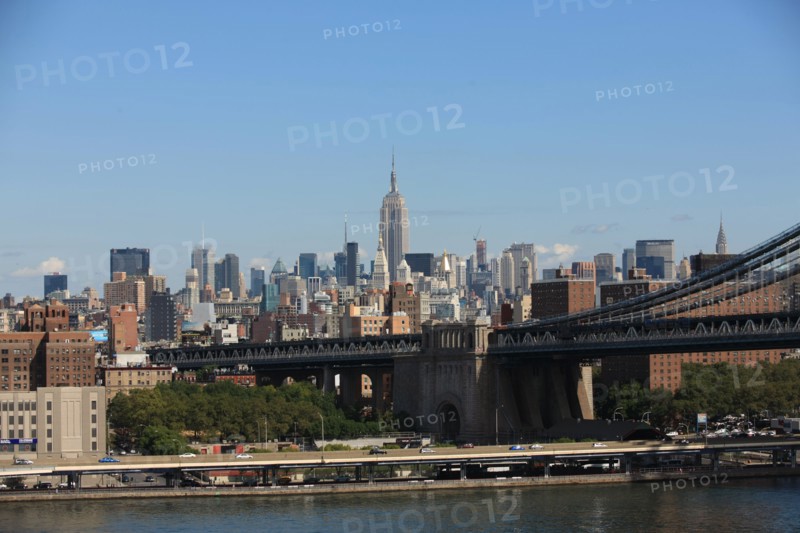 usa, etat de New York, New York City, Manhattan, brooklyn, pont de brooklyn bridge, pietons, vehicules, jogging, circulation, pointe de Manhattan, Manhattan bridge, empire state,