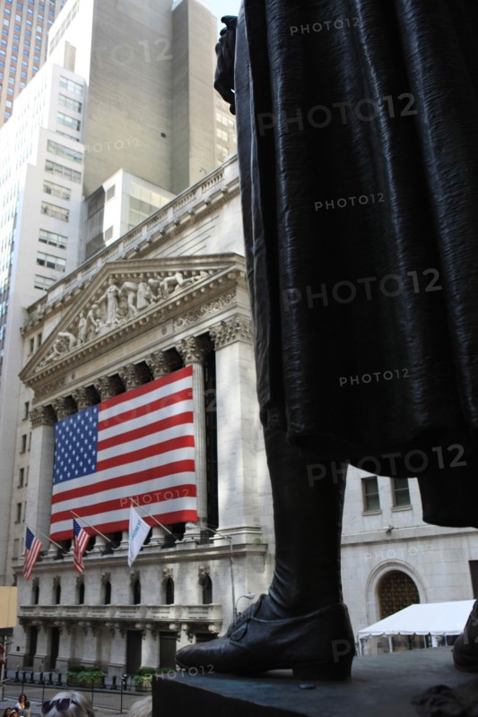 usa, etat de New York, New York City, Manhattan, financial district, wall street, bourse, nyse, sculpture, pied,