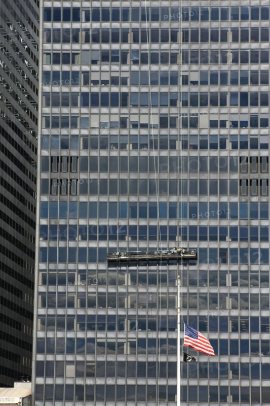 usa, etat de New York, New York City, Manhattan, financial district, pointe de Manhattan, ferry pour Staten Island, buildings, drapeau, laveurs de carreaux,