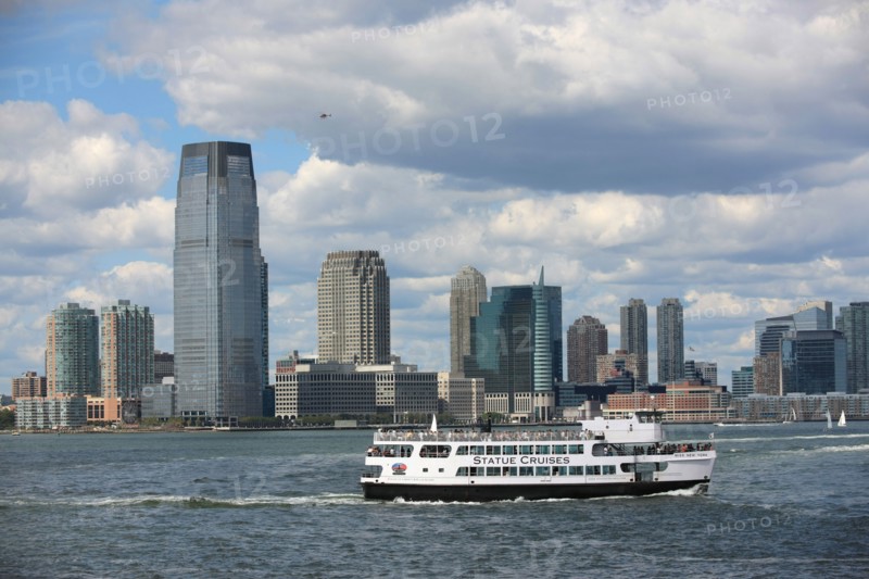 usa, etat de New York, New York City, Manhattan, financial district, pointe de Manhattan, ferry pour Staten Island, buildings, baie, bateaux, statue de la liberte, Bartholdi,