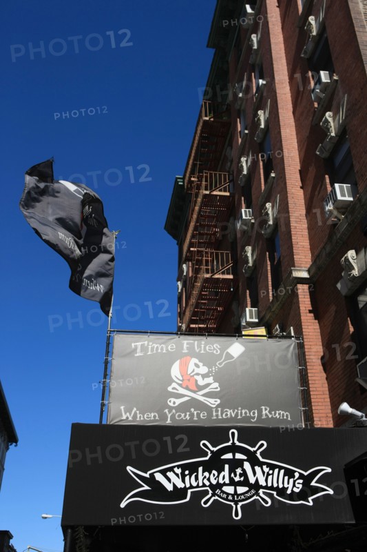 usa, state of New York, NYC, Manhattan, wicked willys, bar,
