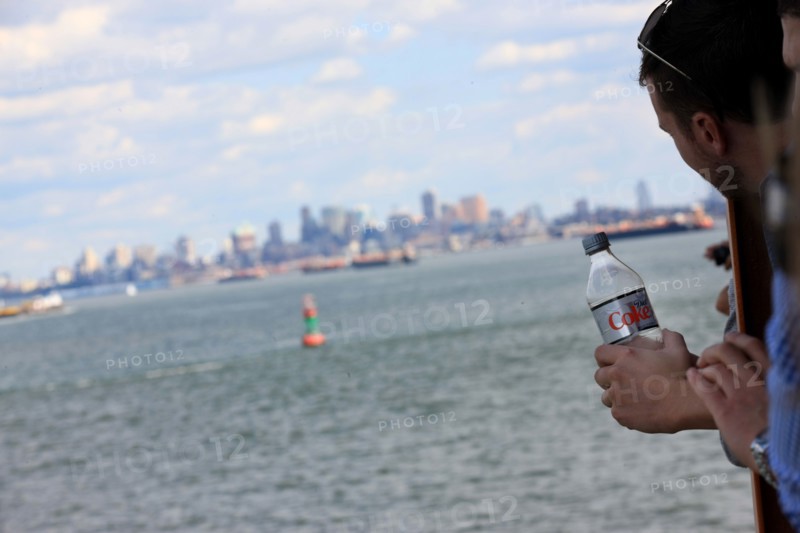 usa, etat de New York, New York City, Manhattan, financial district, pointe de Manhattan, ferry pour Staten Island, buildings, baie, bateaux, statue de la liberte, Bartholdi,
