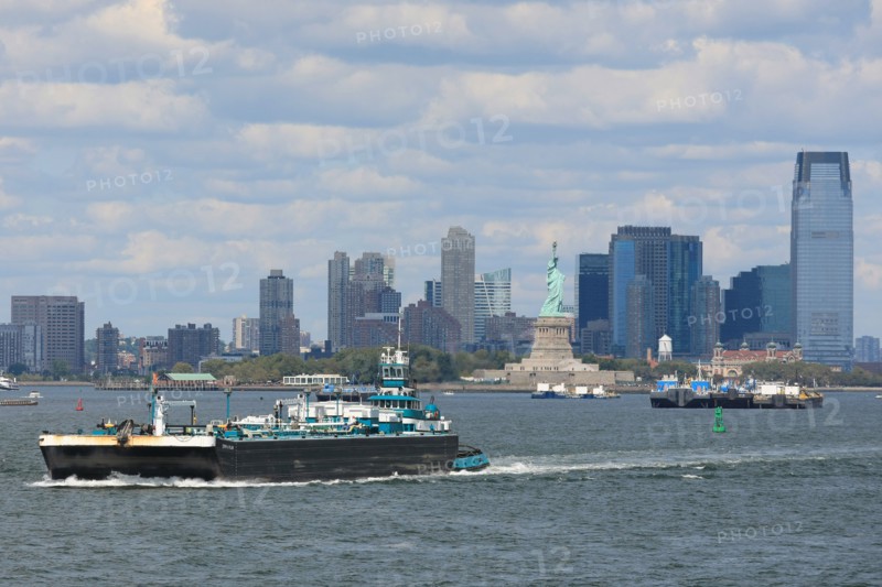 usa, etat de New York, New York City, Manhattan, financial district, pointe de Manhattan, ferry pour Staten Island, buildings, baie, bateaux, statue de la liberte, Bartholdi,