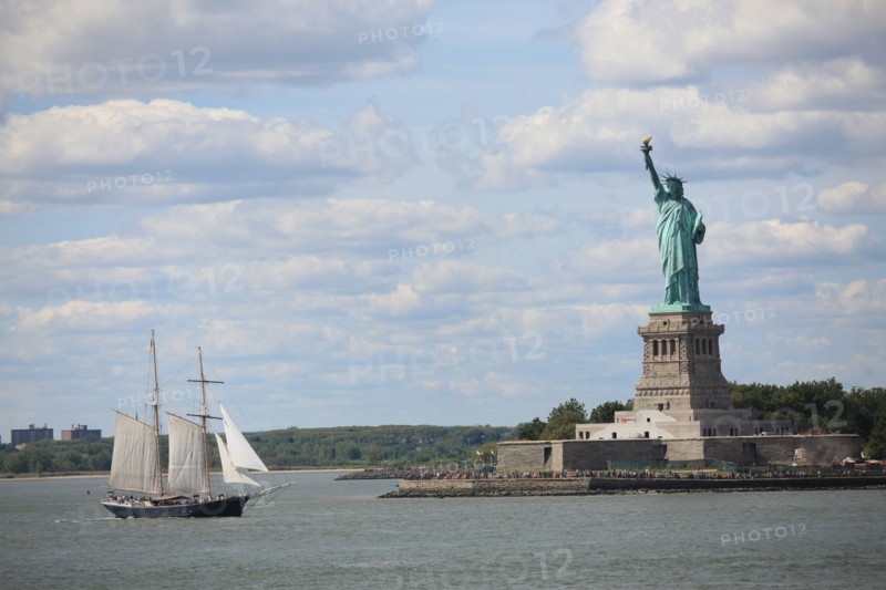 usa, etat de New York, New York City, Manhattan, financial district, pointe de Manhattan, ferry pour Staten Island, buildings, baie, bateaux, statue de la liberte, Bartholdi,