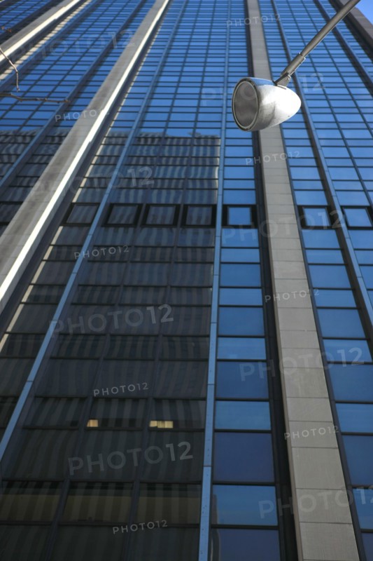 usa, etat de New York, New York City, Manhattan, Broadway, vers Rockfeller Center, buildings, rue,