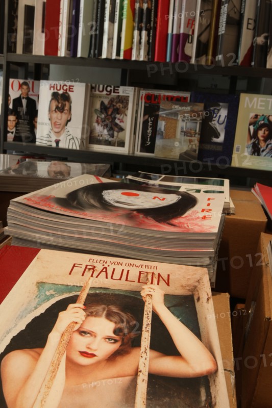France, ile de france, paris 3e arrondissement, 20 rue dupetit thouars, librairie galerie Ofr, livres d'art, design, mode, expo, 
Date : 2011-2012