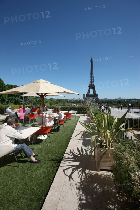 France, ile de france, paris, 16e arrondissement, 1 place du trocadero, parvis des droits de l'homme, palais de chaillot, cafe carlu, cite de l'architecture, 
Date : 2011-2012