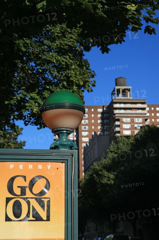 usa, state of New York, NYC, Chelsea, sortie de metro, subway,