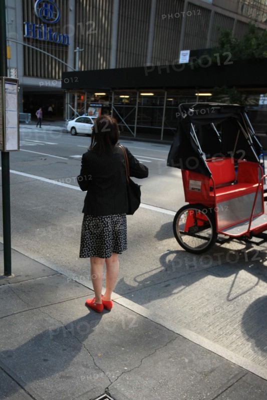 usa, etat de New York, New York City, Manhattan, Broadway, vers Rockfeller Center, buildings, rue, pres du moma,