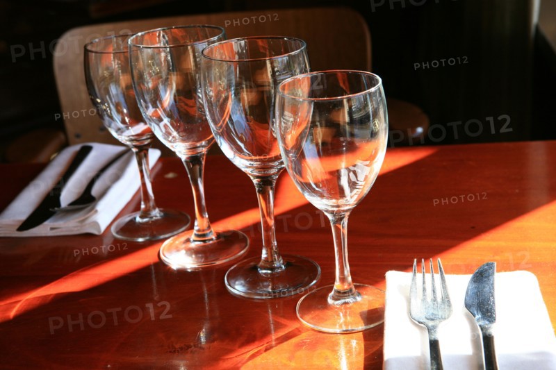 France, ile de france, paris 1er arrondissement, 6 rue de l'Amiral de Coligny, le fumoir, bar, restaurant, 
Date : 2011-2012