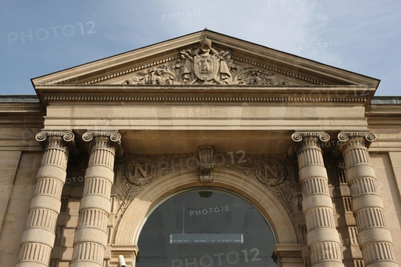 France, ile de france, paris 1er arrondissement, jardin des tuileries, musee du jeu de paume, fronton, 
Date : 2011-2012