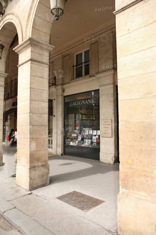 France, ile de france, paris 8e arrondissement, 224 rue de rivoli, librairie galignani, librairie anglophone, sous les arcades
Date : 2011-2012