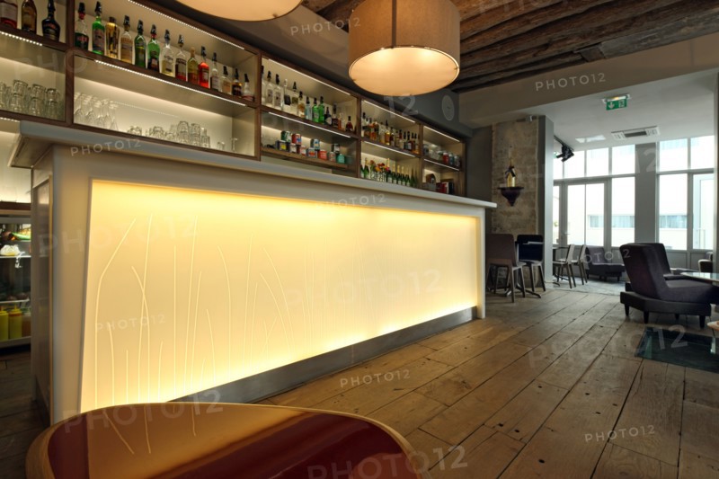 France, ile de france, paris 3e arrondissement, marais, 11 rue des gravilliers, hotel jules et jim, bar, 
Date : 2011-2012