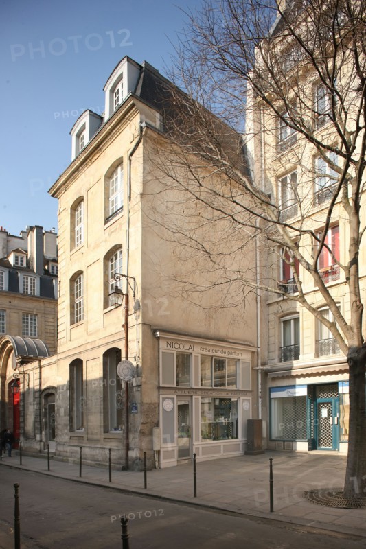 France, ile de france, paris 3e arrondissement, le marais, rue des archives, place a  l'angle de la rue de braque, hotel particulier, 
Date : 2011-2012