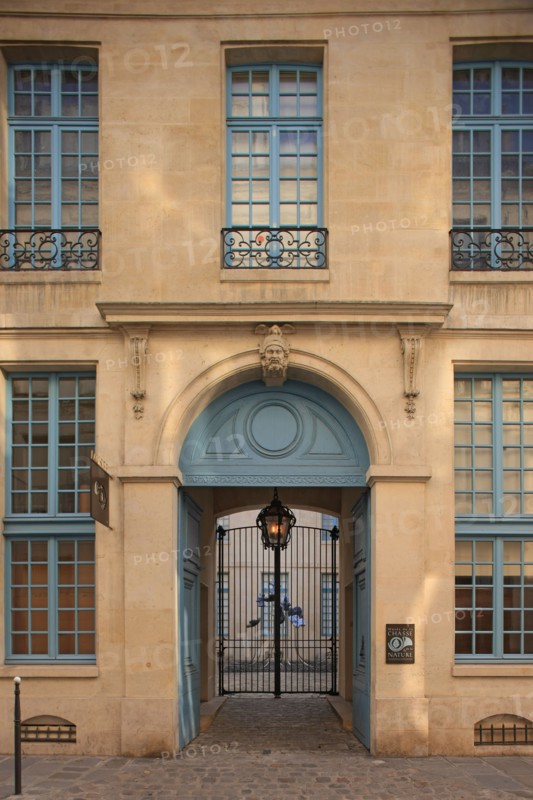 France, ile de france, paris 3e arrondissement, le marais, 62 rue des archives, hotel de montgelas, musee de la chasse, facade sur rue, 
Date : 2011-2012