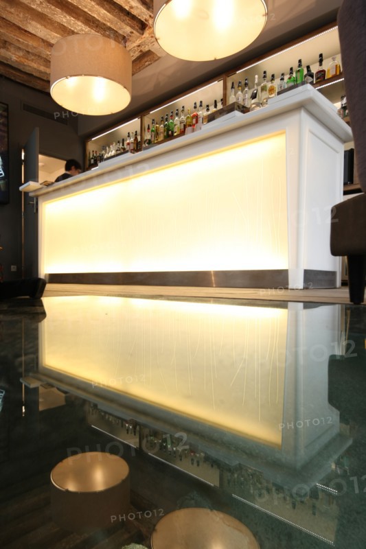 France, ile de france, paris 3e arrondissement, marais, 11 rue des gravilliers, hotel jules et jim, bar, 
Date : 2011-2012