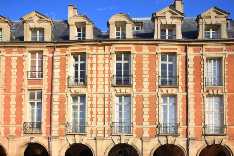 France, ile de france, paris 4e arrondissement, le marais, place des vosges, no23 hotel richelieu.
Date : 2011-2012