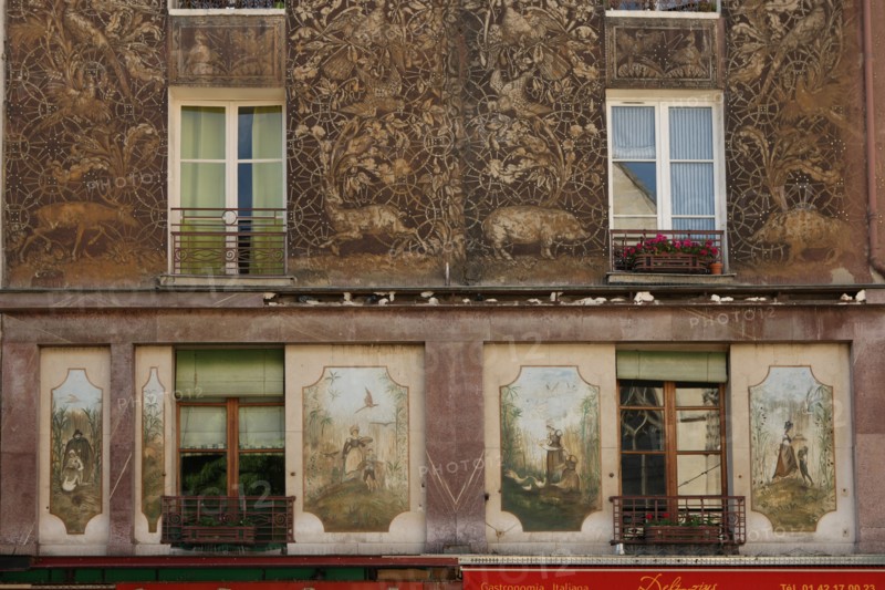 France, ile de france, paris 5e arrondissement, rue mouffetard, detail, facade, mur.
Date : 2011-2012