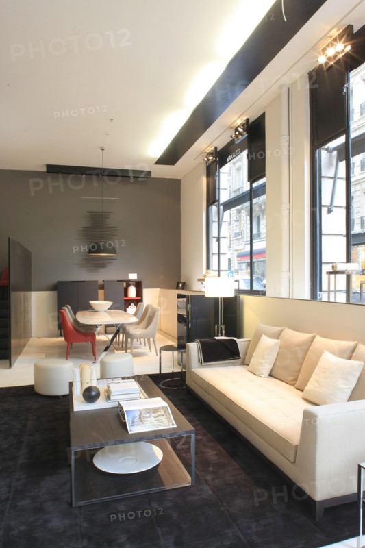France, ile de france, paris 7e arrondissement, 43 rue du bac, showroom maxalto, design, mobilier, decoration.
Date : 2011-2012