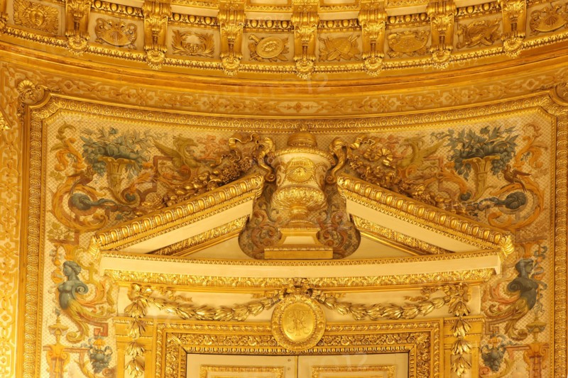 France, ile de france, paris 6e arrondissement, rue de vaugirard, palais du luxembourg, senat, salle des conferences, institution, parlement, republique, detail haut de porte, pot a feu.
Date : 2011-2012
