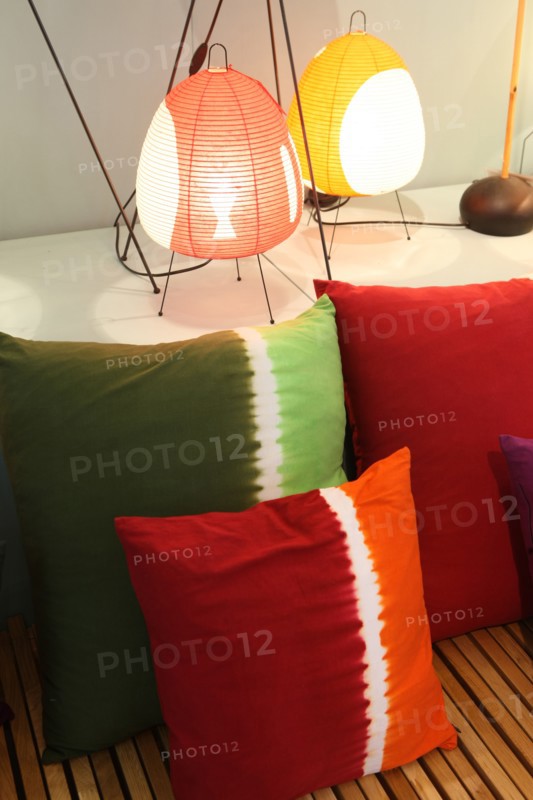 France, ile de france, paris 7e arrondissement, 26 boulevard raspail, boutique sentou, mobilier, design, sieges, luminaires, decoration.
Date : 2011-2012