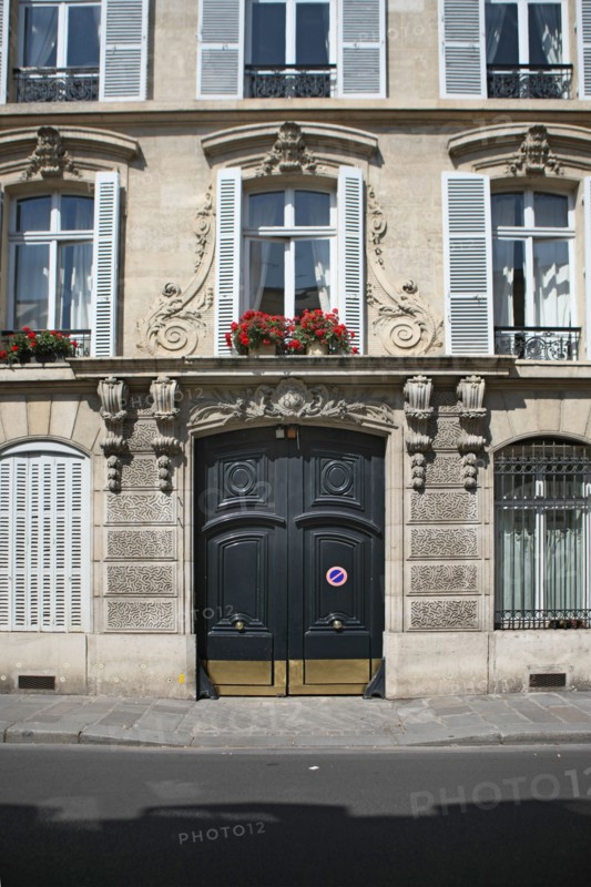 France, ile de france, paris, 7e arrondissement, rue de varenne, quartier des ministeres, faubourg saint germain, immeuble n82
Date : 2011-2012