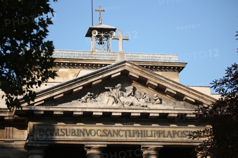 France, ile de france, paris 8e arrondissement, eglise saint philippe du roule, 154 rue du faubourg saint honore, architecte chalgrin, facade, colonnes, porche, sculpture, fronton

Date : 2011-2012