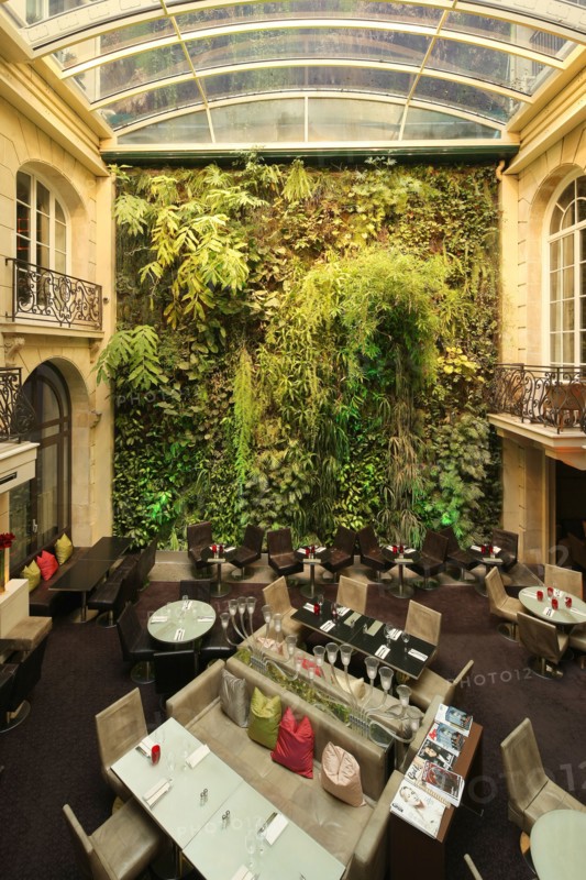 France, ile de france, paris 8e arrondissement, 49 rue pierre charron, pershing hall, restaurant, hotel, club, patio, andree putmann

Date : 2011-2012