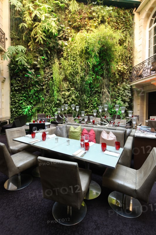 France, ile de france, paris 8e arrondissement, 49 rue pierre charron, pershing hall, restaurant, hotel, club, patio, andree putmann

Date : 2011-2012