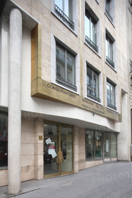 France, ile de france, paris 9e arrondissement, 17 rue de rochechouart, conservatoire municipal du 9e, nadia et lili boulanger

Date : 2011-2012