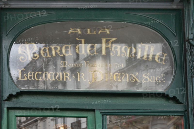 France, ile de france, paris, 9e arrondissement , 35 rue du faubourg montmartre, a la mere de famille, confiserie, epicerie fine, gastronomie

Date : 2011-2012