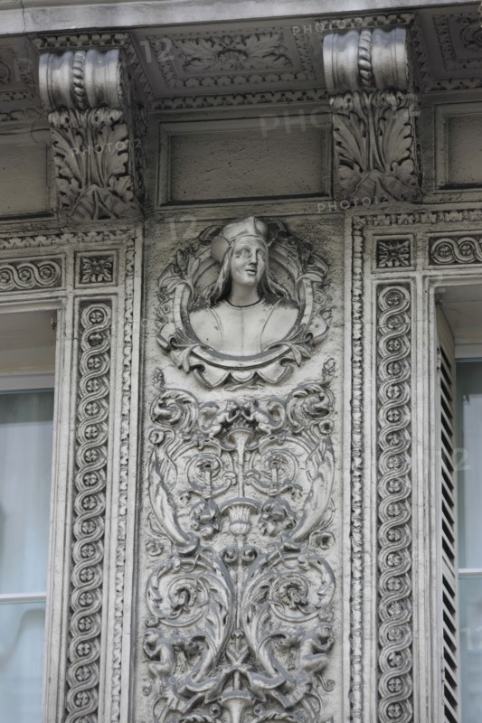 France, ile de france, paris 9e arrondissement, rue notre dame de lorette, immeuble, n54, restauration, decor, sculpture

Date : 2011-2012