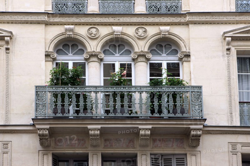 France, ile de france, paris 9e arrondissement, rue notre dame de lorette, immeuble, no52, restauration, decor, sculpture

Date : 2011-2012