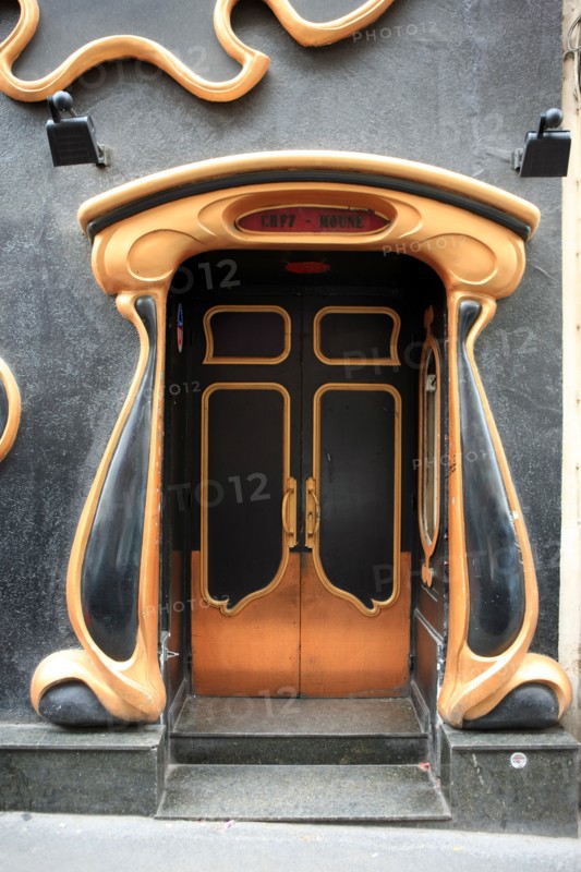 "Chez Moune", 54 rue Jean Baptiste Pigalle à Paris