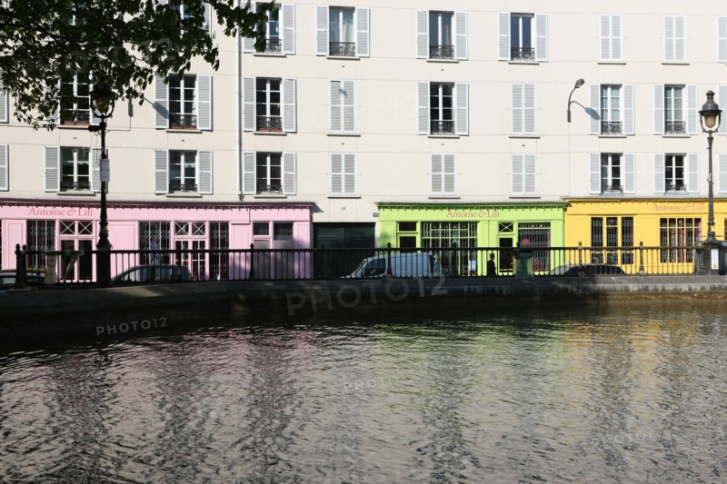 France, ile de france, paris 10e arrondissement, canal saint martin, quai de valmy, magasin antoine et lili

Date : 2011-2012