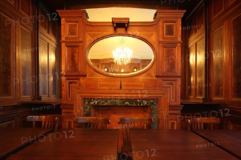 France, ile de france, paris 10e arrondissement, 39 rue des petites ecuries, pompon, bar, club

Date : 2011-2012