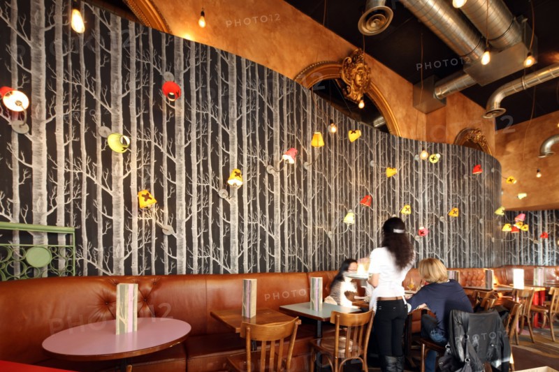 France, ile de france, paris 10e arrondissement, 32 boulevard poissonniere, bar, le brebant, terrasse, salle, cafe

Date : 2011-2012