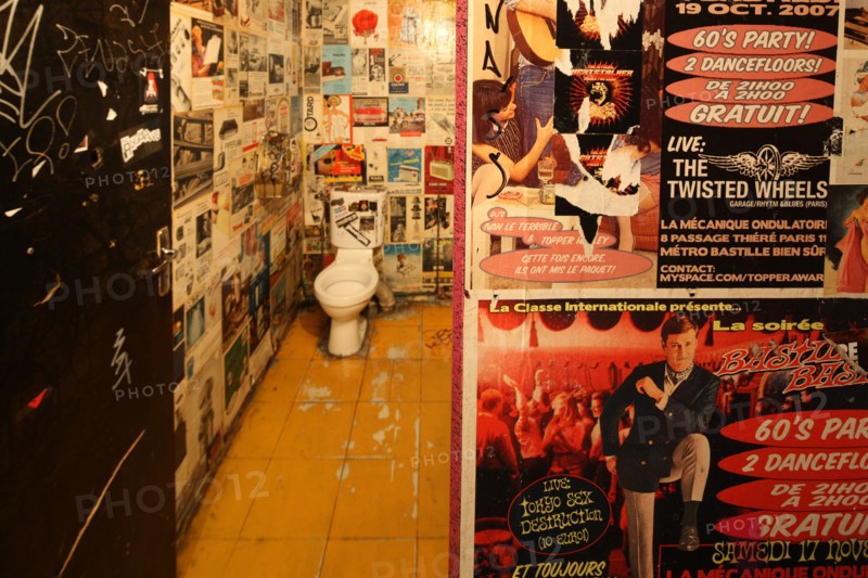 France, ile de france, paris 11e arrondissement, 8 passage thiere, la mecanique ondulatoire, bar rock, salle de concert

Date : 2011-2012