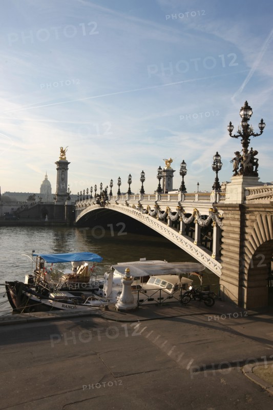 France, ile de france, paris 7e-16e arrondissement,  pont alexandre III, seine,  port, qui, peniche,