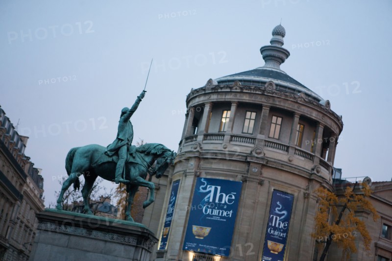 france, region ile de france, paris, place d'iena, musee guimet, statue equestre george washington,