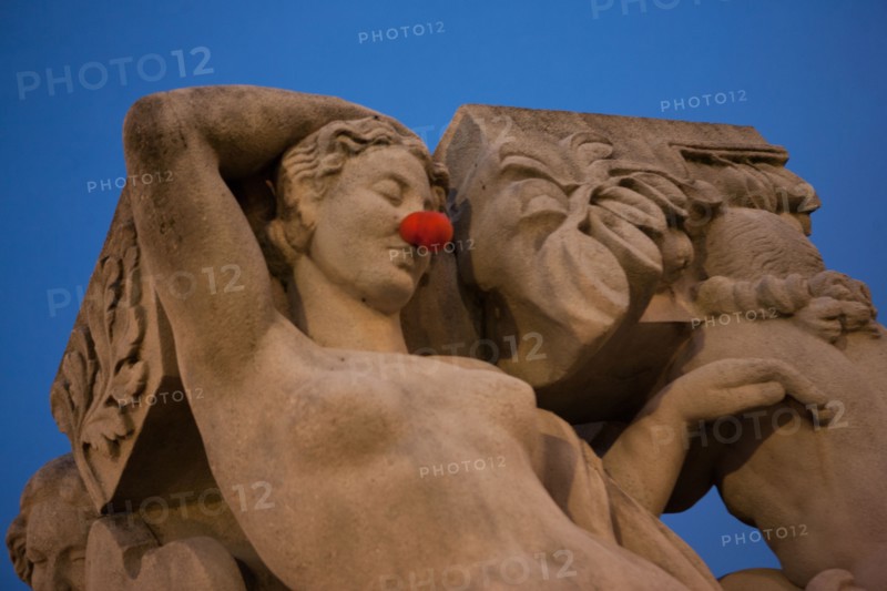 Sculpture, Jardins du Trocadero in Paris