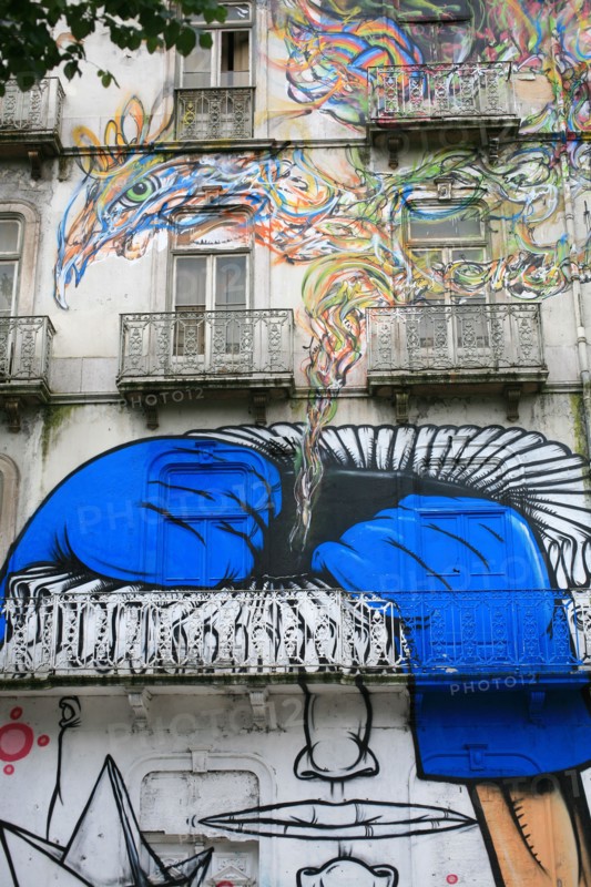 portugal, lisbonne, lisboa, signes de ville, murs peints, squatt, street art, facade, immeuble
Date : septembre 2011