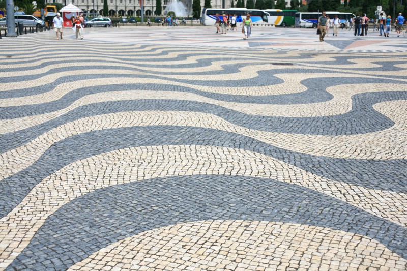 portugal, lisbonne, lisboa, signes de ville, belem, monument des decouvertes, place, pont sur le tage, sculpture
Date : septembre 2011