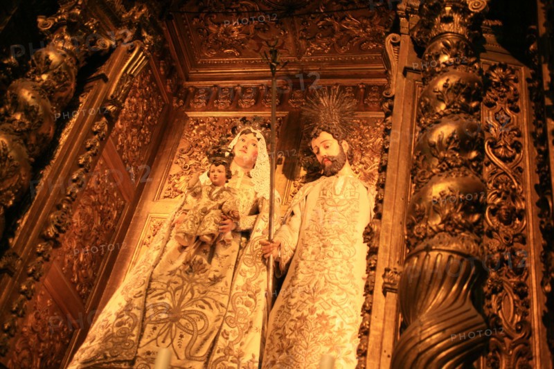 portugal, lisbonne, lisboa, signes de ville, belem, monastere des Hieronimytes, monasteiro dos jeronimos, interieur eglise, voutes, gisant
Date : septembre 2011