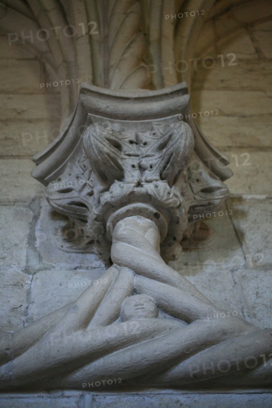 portugal, lisbonne, lisboa, signes de ville, belem, monastere des Hieronimytes, monasteiro dos jeronimos, couvent, cloitre, azulejos, detail sculpture, statue, ornement
Date : septembre 2011